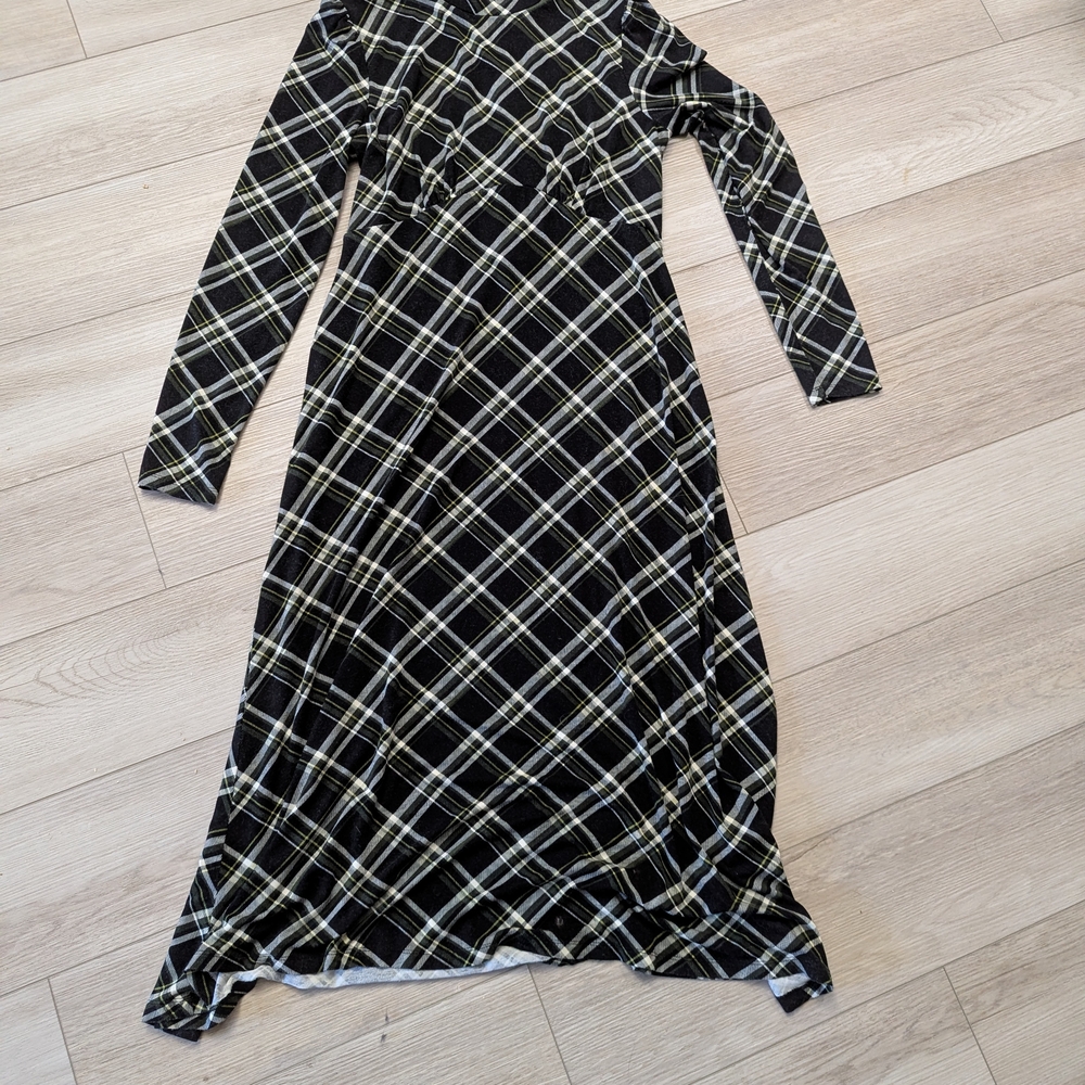 Plaid Long Sleeve Midi Dress by Ever New
